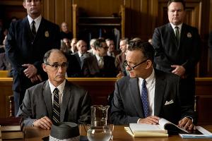 Ob das gut ausgeht? Spion Rudolf Abel (Mark Rylance,l.) wird vom Versicherungsanwalt James Donovan (Tom Hanks) vertreten