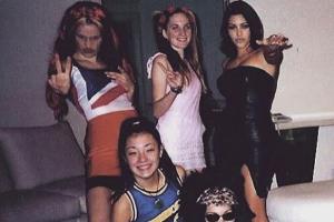 Kim Kardashian (rechts oben) als "Posh Spice" bei einem Talentwettbewerb in ihrer Schule