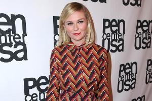 Kirsten Dunst im Retro-Look beim Literary Awards Festival