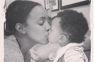 Kelly Rowland: Küsschen für den Nachwuchs