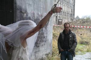 "Komissar Marthaler - Die Braut im Schnee": Robert Marthaler ist schockiert. Er konnte einen weiteren Mord nicht verhindern.