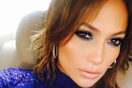 Jennifer Lopez mit durchgestuftem Long Bob