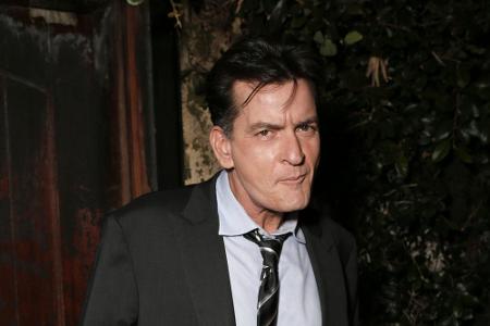 Charlie Sheen konnte sich mit der Klägerin einigen