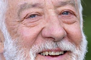 Respekt! Dieter Hallervorden kann sich über bessere Quoten freuen als Helene Fischer