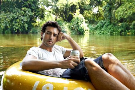 Auch Lehrkörper brauchenmal 'ne Pause: Zeki Müller (Elyas M'Barek) auf Klassenfahrt