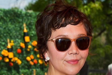 Lange, wellige Haare - es ist noch gar nicht so lange her, als lockere Beach Waves bei den Promis den Ton angaben. Immer meh...