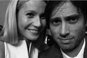 Ein Selfie als Liebesbeweis: Gwyneth Paltrow und Brad Falchuk posieren im Ausgeh-Dress