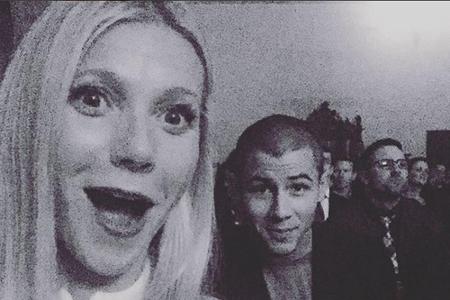 Gwyneth Paltrow scheint ganz begeistert von Nick Jonas zu sein
