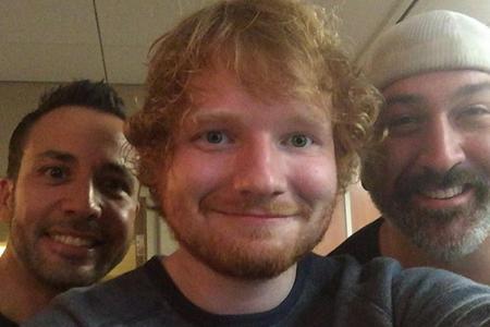Ed Sheeran hat große Pläne mit den Ex-Teenie-Stars Howie Dorough (li) und Joey Fatone