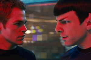 Chris Pine (Kaptain Kirk) und Zachary Quinto (Spock) in "Star Trek"