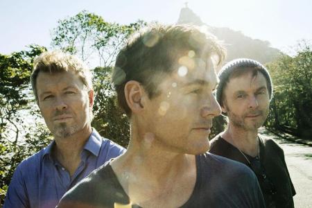 Seit mehr als 30 Jahren sind sie a-ha (v.l.): Magne Furuholmen (Keyboard), Morten Harket (Gesang) und Pal Waaktaar-Savoy (Gi...