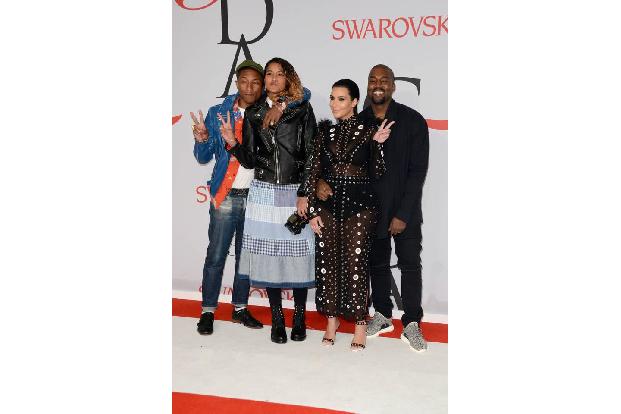 ...verschone uns in den kommenden Monaten mit bizarrer und allzu zeigefreudiger Umstandsmode. Besser gefällt uns da schon di...