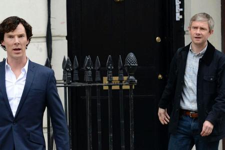 Benedict Cumberbatch (l.) und Martin Freeman am Set von 