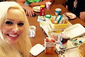 Daniela Katzenbergers Frühstücks-Look