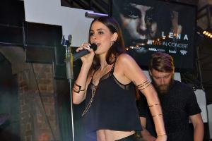 Lena bei ihrem Auftritt im "Mauerwerk"