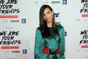 Emily Ratajkowski machte bei Premieren weltweit stets einen modischen Auftritt