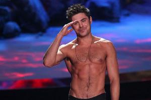 Den Rettungsschwimmer-Body für "Baywatch" besitzt Zac Efron bereits
