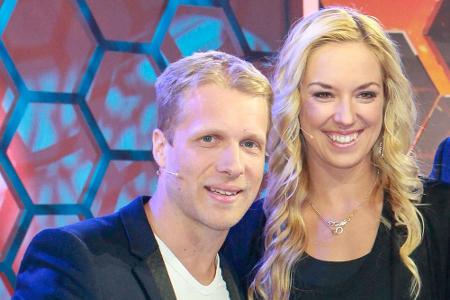 Oliver Pocher zeigt sich stolz mit seiner Freundin Sabine Lisicki