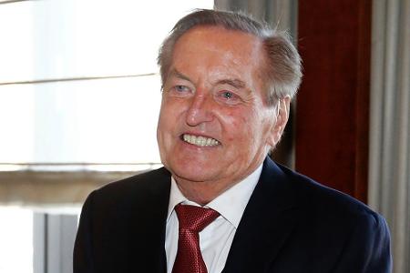 Gerhard Mayer-Vorfelder auf einem Empfang zu seinem 80. Geburtstag in Stuttgart