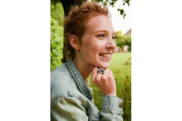 003 Helena httpswww.facebook.compagesEin-Song-f%C3%BCr-Helena815377851903109 11392918_818228771618017_8725849877920694362_n.jpg