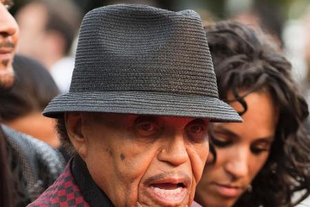Wegen Viagra-Gerüchten: Joe Jackson hat seinen Anwalt eingeschaltet