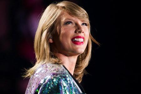 Gerade ist Taylor Swift auf Tour, doch die muss sie wohl wenigstens kurz unterbrechen