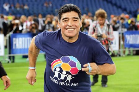 So fit wie auf diesem Bild sieht Diego Maradona in seinem neuen Video nicht aus
