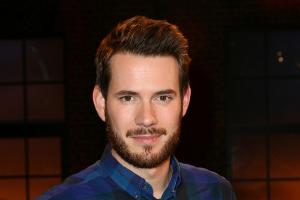 Johannes Strate findet deutsche Liedtexte anspruchsvoller als englische