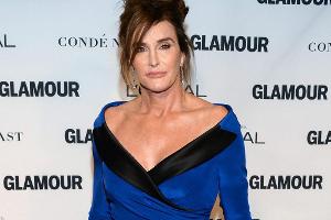 Caitlyn Jenner räumt einen Preis nach dem anderen ab: Die Zeitschrift "Glamour" kürte sie erst kürzlich zur "Woman of the ye...