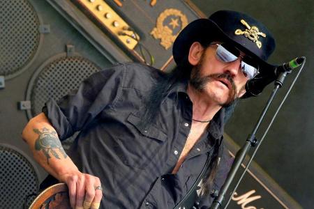 Lemmy Kilmister auf dem Glastonbury Festival 2015