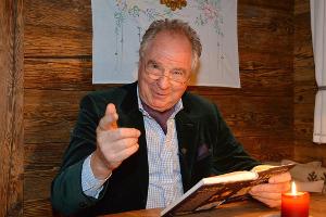 Schauspieler Friedrich von Thun bei den Dreharbeiten zur "Tiroler Bergweihnacht mit Zabine Kapfinger" (Ausstr.: 24.12, 20:15...