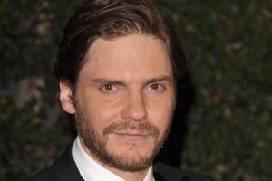 Daniel Brühl betreibt die "Bar Raval" im Berliner Szene-Kiez Kreuzberg