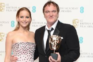 Jennifer Lawrence macht an der Seite von Quentin Tarantino eigentlich eine gute Figur