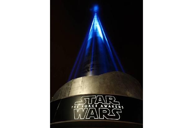 ...wie etwa in Irland fielen die Premieren wesentlich unspektakulärer aus. In Dublin gab man sich Mühe um eine atmosphärisch...