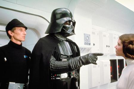 Darth Vader knöpft sich Prinzessin Leia vor