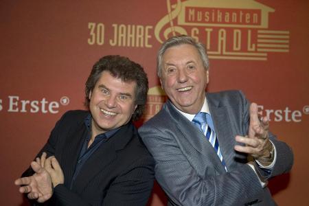 Zur Pressekonferenz der Jubiläumssendung tauchte sogar Karl Moik auf, der die Show seit ihrer Entstehung 1981 moderiert hatt...