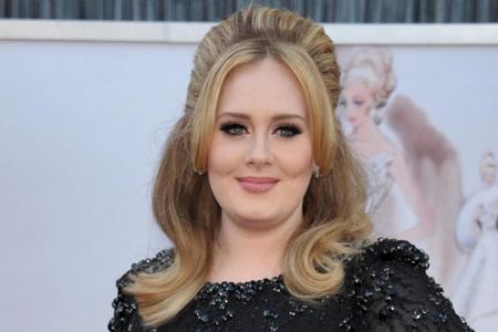 Mit ihren 27 Jahren soll sich Adeles Vermögen auf 50 Millionen Dollar belaufen. Die Sängerin könnte bereits jetzt schon eine...