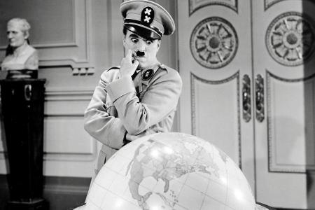 Schon 1940 lief eine Satire auf Adolf Hitler und den deutschen Nationalsozialismus - Charlie Chaplins 