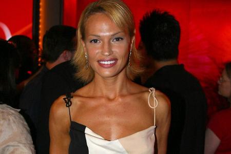 Einst arbeitete Jolene Blalock als Model, 1998 kam sie nach L.A. um ihr Glück als Schauspielerin zu versuchen. Sie konnte nu...