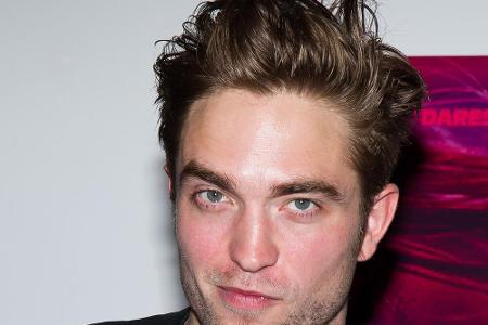 Robert Pattinson (29) ist ein Frauenliebling. Sein Stil wirkt verwegen, seine Körperpflege auch, wenn man diversen Quellen G...