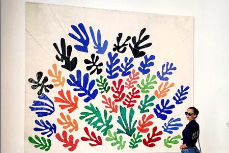 Bei diesem Anblick kann sich nun aber wirklich keiner mehr auf die Kunst im Hintergrund konzentrieren! Liliana Matthäus (28)...