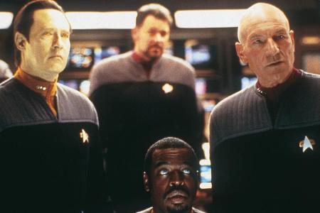 Nach Captain Kirk übernahm Captain Jean-Luc Picard (l.) das Kommando auf der 