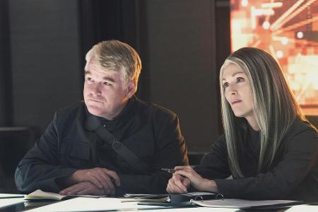 Auch die charismatischen Hollywood-Größen Julianne Moore (r. 