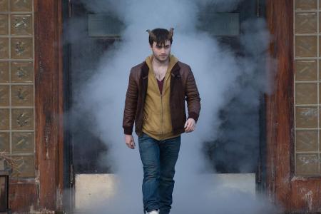 Denn die Hörner haben auch etwas Gutes. Durch sie plaudert jeder in Igs Nähe ohne Hemmungen seine dunkelsten Geheimnisse und...