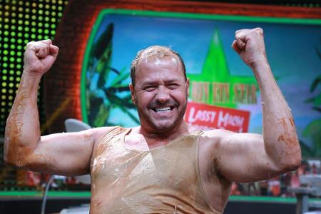 Zweiter Abend im Sommer-Dschungelcamp: Entertainer Willi Herren ist im Finale. Seinen Siegeszug in Bildern gibt's hier.