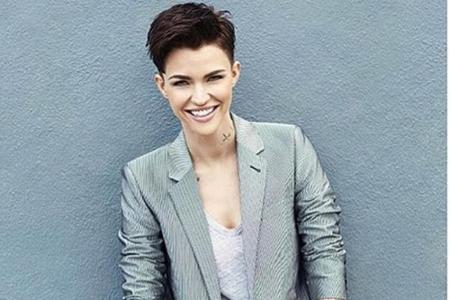 Ihre Tattoos sind ihr schönstes Accessoire. Die 