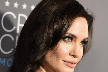 Angelina Jolies (40, 