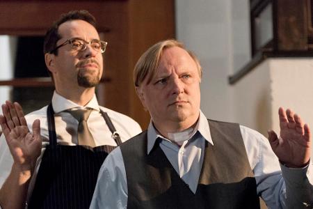 Ein Traumpaar? Kommissar Frank Thiel (Axel Prahl, r.) und Prof. Boerne (Jan Josef Liefers, l.) haben sich für den reichen Er...