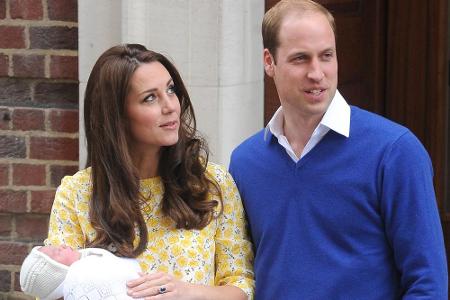Kate, William und Prinzessin Charlotte präsentieren sich