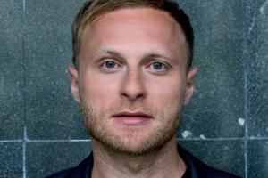 Michael Nast schreibt über eine "Generation von Selbstdarstellern"